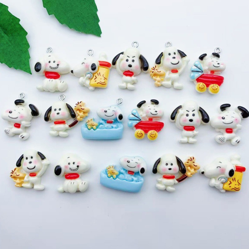 Dog Toys - 12 Stück Cartoon-Hunde-Anhänger aus Kunstharz, DIY-Schmuckherstellung,